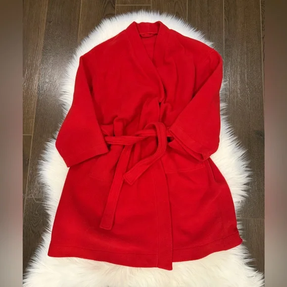 Red Fleece Kimono Style Robe - Picture 8 of 8